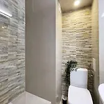 Consensus - Calea Victoriei