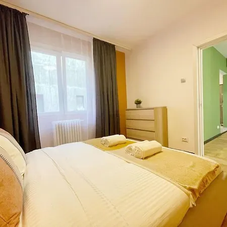 Consensus - Calea Victoriei