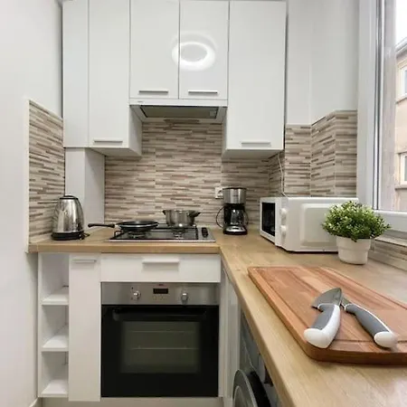 Consensus - Calea Victoriei * Bucarest